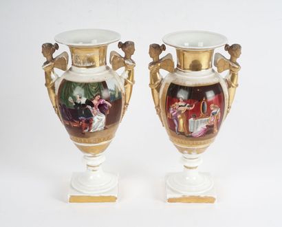 PORCELAINE DE PARIS - paire de vases amphores...