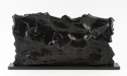 null VAILLANCOURT, Armand (1929-)
"Coulée de Lave" (1967)
Bronze with dark patina
Signed...