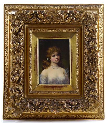 null STIFTER, Moritz (1857-1905)
Young Elegant Girl with Bare Breasts
Oil on board
Signed...