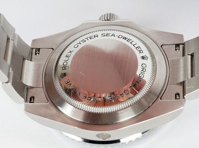 null ROLEX

Rolex OYSTER SEA-DWELLER 4000, pour plongée sous-marine, à lunette noire.
Bracelet...