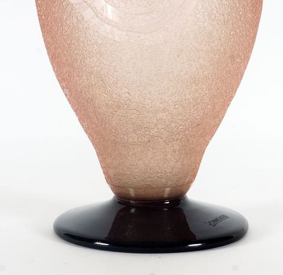 null Vase Charles SCHNEIDER (1881-1953) 
known as CHARDER and LE VERRE FRANCAIS....