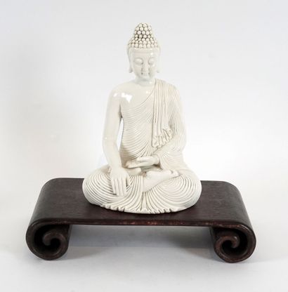 null BOUDDHA / BUDDHA

Figure assise en Blanc de Chine du Bouddha Gautama. Dans le...