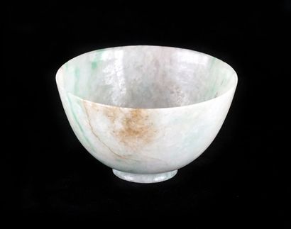 null JADEITE



Small jadeite cup. 

China, 20th century



Height with base : 8cm...