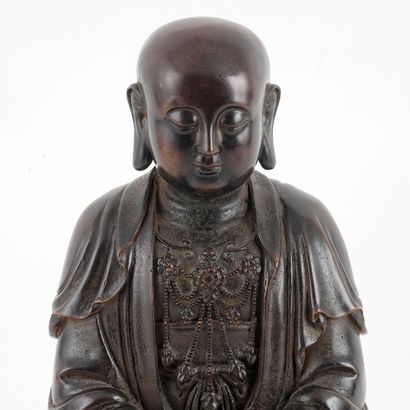 null TIBET 


Figure assise de Gautama Bouddha en cuivre, Tibet. Marque de règne...