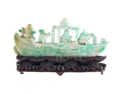 null JADEITE



Jadeite subject, representing a boat. 

China, circa 1930



Length...