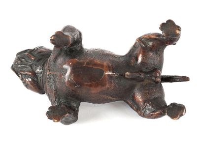 null XXe SIÈCLE / 20e SIÈCLE

Sculpture en cuivre représentant un chien de type Bull...