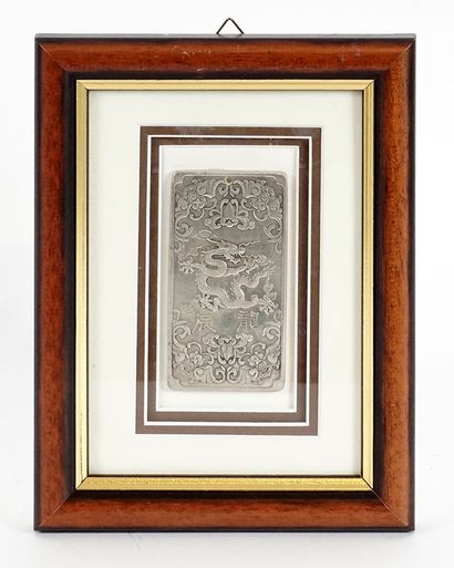 XXe SIÈCLE / 20th CENTURY

An Oriental framed...