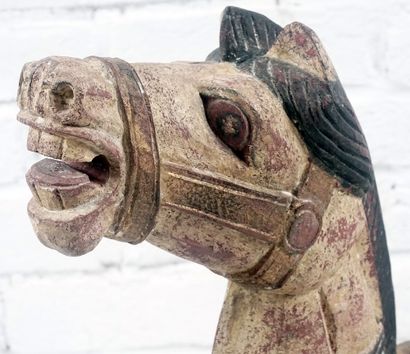 null CHINE / CHINA 

Wooden horse
China. 

Height: 56cm / 22 1/8"
Length: 51cm /...