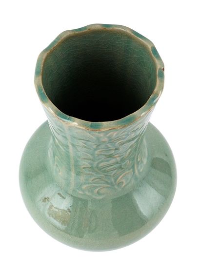 null ASIE DE L'EST / EAST ASIA

Celadon glazed vase. 
Japan or Korea, 2nd half of...