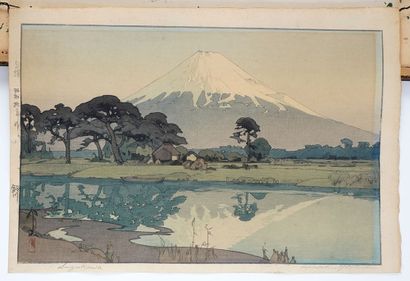 null Hiroshi Yoshida (1876-1950)

Oban Yoko-e print, titled Suzukawa, representing...