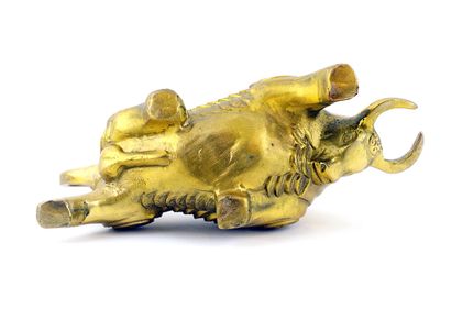 null JAPON / JAPAN 

Gilded metal bull
Japan, 2nd half of the 20th century

Length...