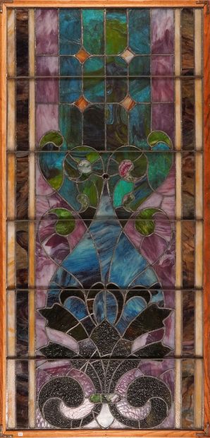 null VITRAUX / STAINED GLASS

Important Victorian style stained glass window decorated...