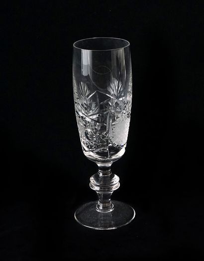 null "BOHEMIA" CRISTAL / CRYSTAL

Ensemble de 6 verres à eau (contient du plomb),...