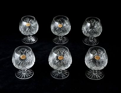 null BOHEMIA CRYSTAL

Set of 6 water glasses (contains lead), 6 Cognac glasses, 6...