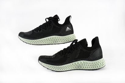 null Adidas - Alphaedge 4D 
Pointure : US 9.5 Men - EU 43.5
Couleur : Noir
Référence...