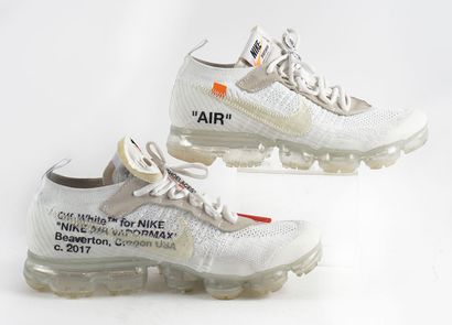 null Nike x Off-White - The 10 : Air Vapormax OW
Pointure : US 10 Men - EU 44
Couleur...