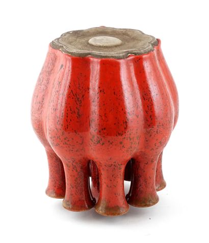 null CHINE / CHINA

Ox blood glazed ritual vessel with nine opening. 

Height : 33cm...