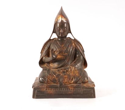 TSONGKHAPA

Gilted and lacquered figure of...