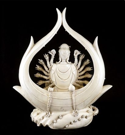 null AVALOKITESHVARA 

Figure assise d'Avalokiteshvara en Blanc de Chine. Sceau Ho...