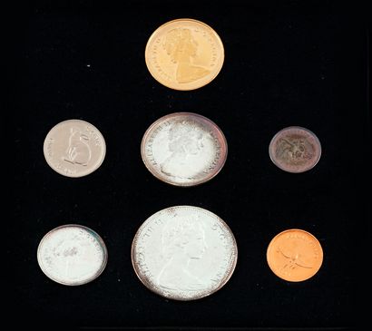 null MONNAIE CANADA / CANADIAN COIN
Coffret de la Monnaie Royale Canadienne 1867-1967,...