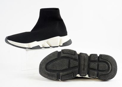 null Balenciaga - Tess S Gomma sneakers
Size: EU 42
Black color
Model reference:...