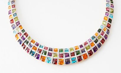 null BELLARRI 18K GOLD GEMS
Choker necklace from the Masaic Collection by Bellarri...