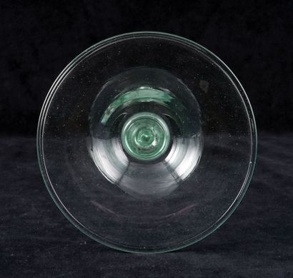 null MARTINUZZI, NAPOLÉON (1892-1977), attribué à 

Candélabre en verre vert. Murano,...