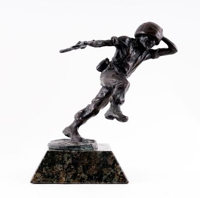 null WHITE, Fritz (1930-2010)
Running soldier
Bronze with dark patina
Signed and...