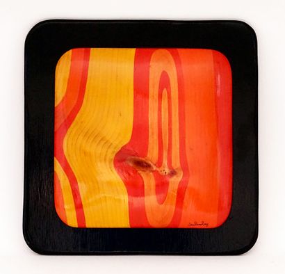 null ROY, Jean-Pierre (1945-)
Untitled
Dyed wood
Signed on the lower right: Jean-Pierre...