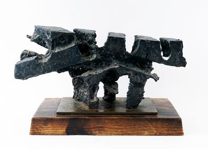 null FOURNELLE, André (1939-)
"Animalier", circa 1966
Cast iron on wooden base
Signed...