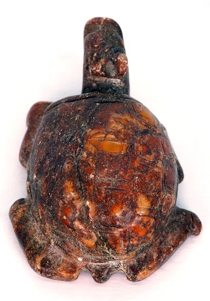 null CHINA

Soapstone subject, representing a turtle. Modern era.

Dimensions: 1.25...
