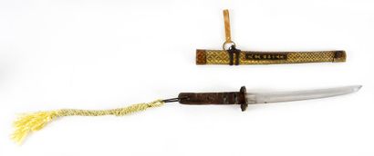 null JAPON

Une dague japonaise de type tanto, rappelant celles utilisé lors de cérémonies...
