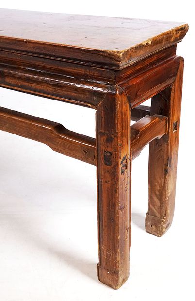 null CHINA

Lacquered wood table. Late 19th - 20th century.