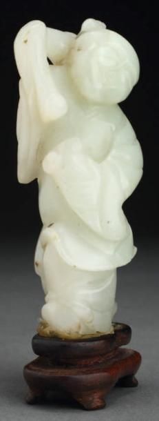 null ANTIQUE SCULPTURE EN JADE BLANC D'UN GARÇON AUX CHAMPIGNONS LINGZHI CHINE Socle...