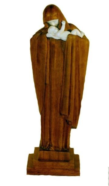 HEUVELMANS, Lucienne Antoinette (1885-1944) Vierge à l'enfant Sculpture en bois et...