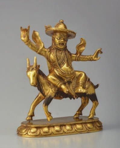 null BRONZE, TIBET Sculpture d'une divinité en bronze doré. Tibet. BRONZE, TIBET...