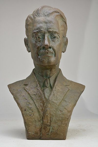EVANS, Rudulph (1878-1960) Buste Bronze Signé au dos: R. Evans H: 58cm - 23"