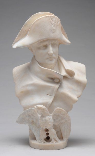 null CIPRIANI, Adolfo (act. 1880-1930) Buste en marbre figurant Napoléon et l'aigle....