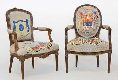 Époque Transition Louis XV-Louis XVI Paire de fauteuils en bois d'époque transition...