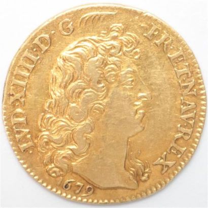 null Louis XIV (1643-1715). Louis d'or à la tête virile. 
1679 A paris. 6,75 g Dr...