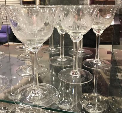 null Service de verres en cristal de Bohème comprenant 12 coupes à champagne, 12...