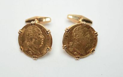 null Deux pièces de 20 Francs or Louis XVIII montées en boutons de manchettes - 23.6...