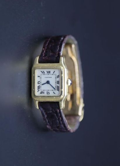 null CARTIER, montre bracelet modèle Santos, boîtier carré en or jaune 750 millièmes,...