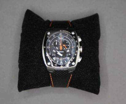 null SEIKO, montre bracelet Sportura Kinetic Chronographe bracelet cuir noir