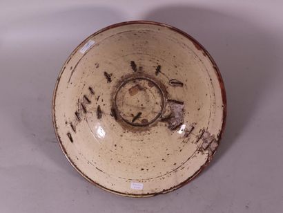 null Plat creux en céramique hispano mauresque - Diamètre 39 cm (cassé) 
