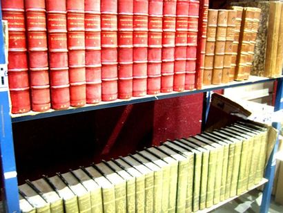 null HC04 - Lot de 52 volumes reliés dont Histoire du règne de Louis-Philippe Ier...