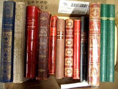 null [Grands volumes reliés]. Ensemble de 12 ouvrages reliés sur Madagascar, XIXe...
