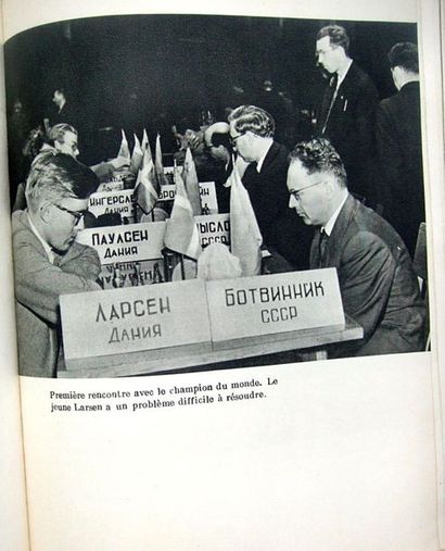 null Ensemble de deux ouvrages sur les échecs en Union Soviétique, illustrés de photographies...