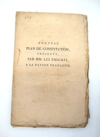 null TINSEAU D'AMONDANS (Charles). Nouveau plan de constitution, présenté par MM....