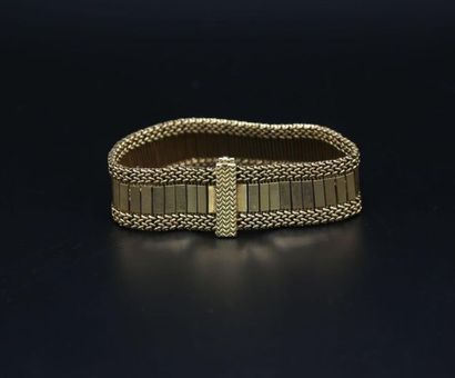 null Bracelet ruban en or jaune - 39.64 g / L. 18,5 cm (fermoir rapporté ?)